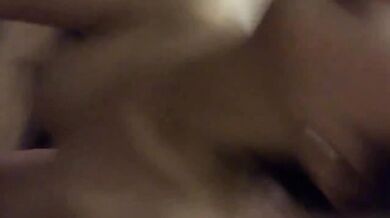 巨乳妹被後入頂的好爽