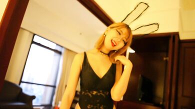 Singapore blonde girl blowjob