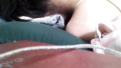 AIが後輩の弟に後ろから犯される台湾人少女を修正する、これはちょっと耐えられない