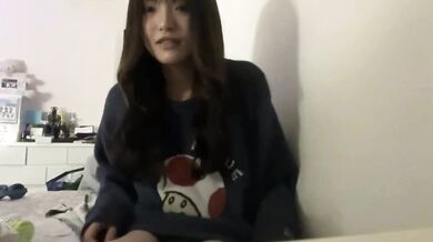 ラウンジの子(スレンダー美女)