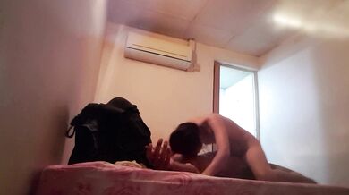 Người vợ Singapore được đàn ông Ấn Độ trả giá cao để hẹn hò