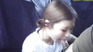 スタイル抜群ハーフ系ニコさんの車内フェラ