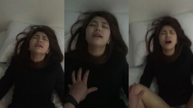 Cô gái Hàn Quốc thích thú với biểu cảm được chỉnh sửa