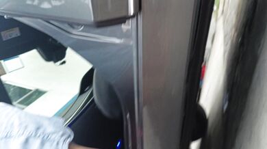 シンガポール人妻のスカート内盗撮 豊満な体型