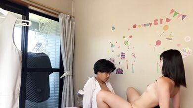 若いカップルの自宅ハメ撮り