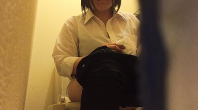 デブのトイレ 食い込み