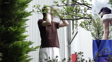 【2人収録】野外お着替えは危険がいっぱい！すじマンくっきりおっぱいポロリげっと ipcam