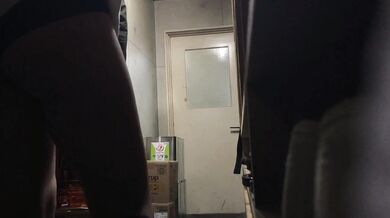 Hashi Yasume - Mông to