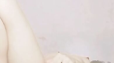 網戀姐姐自己來