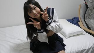 18-year-old Momoka in sailor uniform live outdoor sex