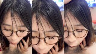 Glasses-wearing beauty gives deep throat oral