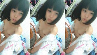 Taiwanese College Girl Masturbates in Springtime 2