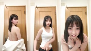 Cute Japanese Girl Shares Sexy Selfies