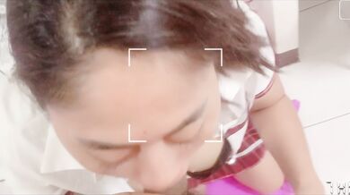 台湾探花04熟女の唾液フェラ