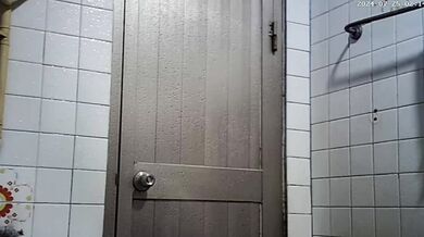 偷拍小隻馬表妹洗澡2