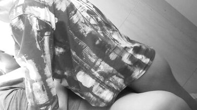 姉妹と情交 妹は舐められて愛液溢れ 姉は激しく貫かれて嬌声を上げる