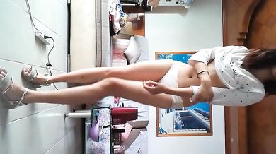 Beijing woman shares intimate moment with boyfriend