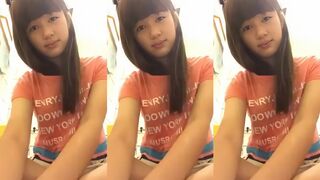 Taiwanese Vocational High School Girl Masturbates