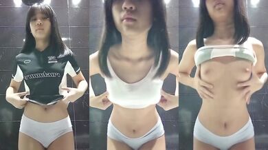 馬來西亞小妹妹在厠所脫衣自拍