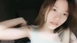 Influencer Huang Xiaotang's early explicit livestream video leaked