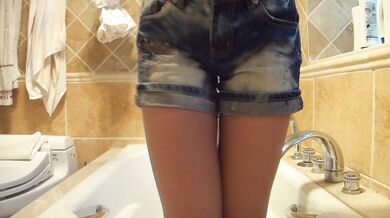 I couldn't hold it anymore and I peed in my pants