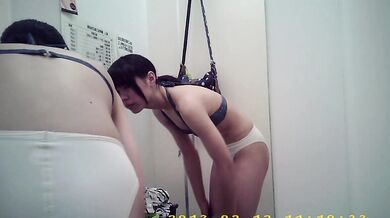 Phòng thay đồ-Vú đẹp 33