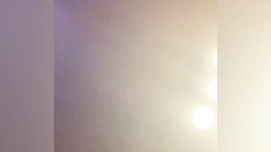 広がった胸とタトゥーを持つ雌犬のトレーニングコンピレーション