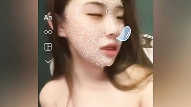 広がった胸とタトゥーを持つ雌犬のトレーニングコンピレーション