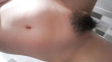 極品推薦女美洗澡高清自拍