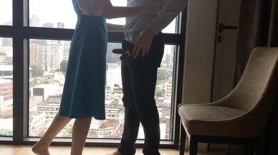 Cô gái Malaysia mặc đồng phục học sinh và quan hệ tình dục bằng miệng với bạn trai