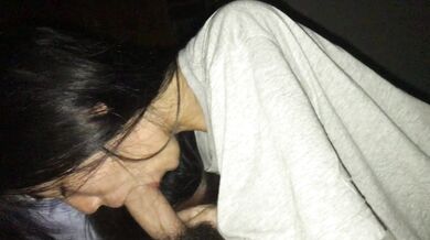 性感女友舔大肉棒