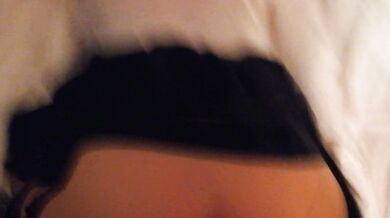 セーラー服の少女が後ろから犯される姿を初めて見る