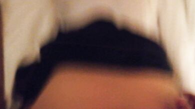 セーラー服の少女が後ろから犯される姿を初めて見る