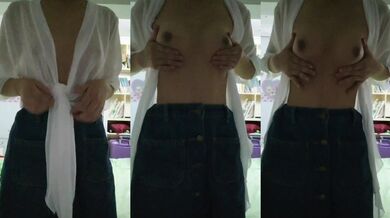 Sister's gauze seduces her to rub her breasts and stroll