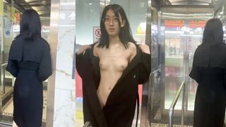 Training Glasses Slut for Elevator Exposure