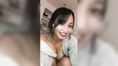 可愛い日本人の妹が自慰 4
