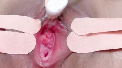 強制くぱぁでクリ磨きからのメス穴ヒクヒク絶頂