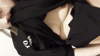 25 (2)