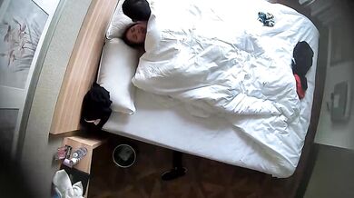 A high-profile girl from Tanhua University checked into a hotel for sex