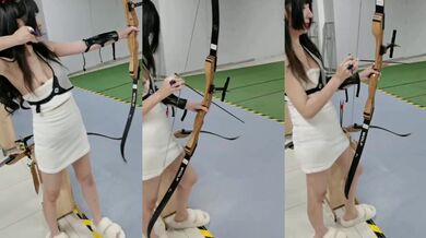 Người đẹp bắn mũi tên và lộ thân