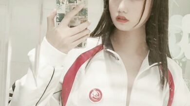 対照的な高校生美人の歯ブラシオナニー2