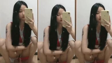 Tính khí cô gái cưỡi món đồ chơi người lớn với đôi chân to