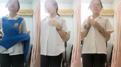 Người hộ tống Malaysia cởi đồng phục học sinh và thủ dâm