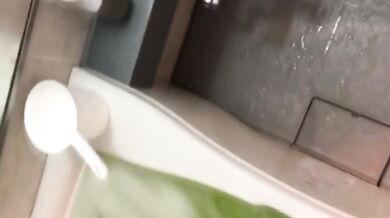 Ảnh cá nhân của 3 bạn 1 tuổi đang học đại học và ảnh tắm hoạt hình オススメ