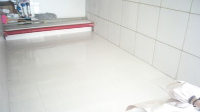 Bí mật quay phim người phụ nữ xinh đẹp thủ dâm trong khi xem phim trong toilet