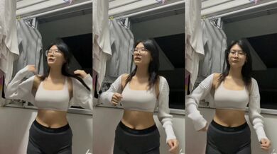 Con đĩ đeo kính selfie trên ban công