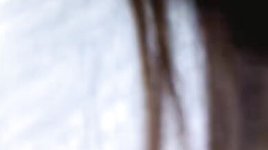 とっても可愛い日本の平たい頭の女の子がオンラインでオナニーする