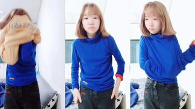 18-year-old girl stripped naked to show off her figure