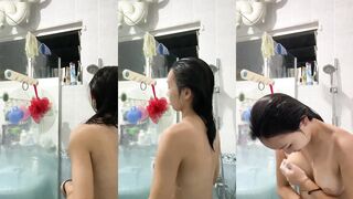 Singaporean girl's bath selfie uploaded after breakup