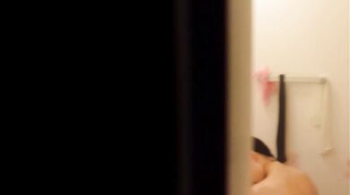 鼻をつまんでお風呂に入る！！ ○入学で有名なK処女に通ってます【数cmから広がる世界 Vol.01】